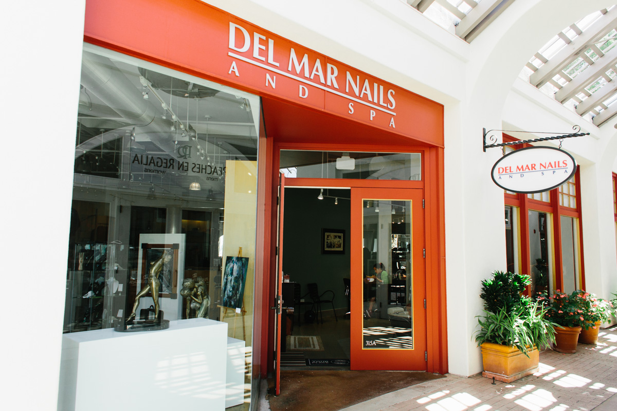 Del Mar Nails and Spa retail store with open door
